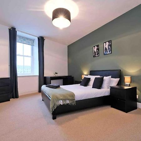Modern & Spacious Apartment In City Centre Aberdeen Exterior photo